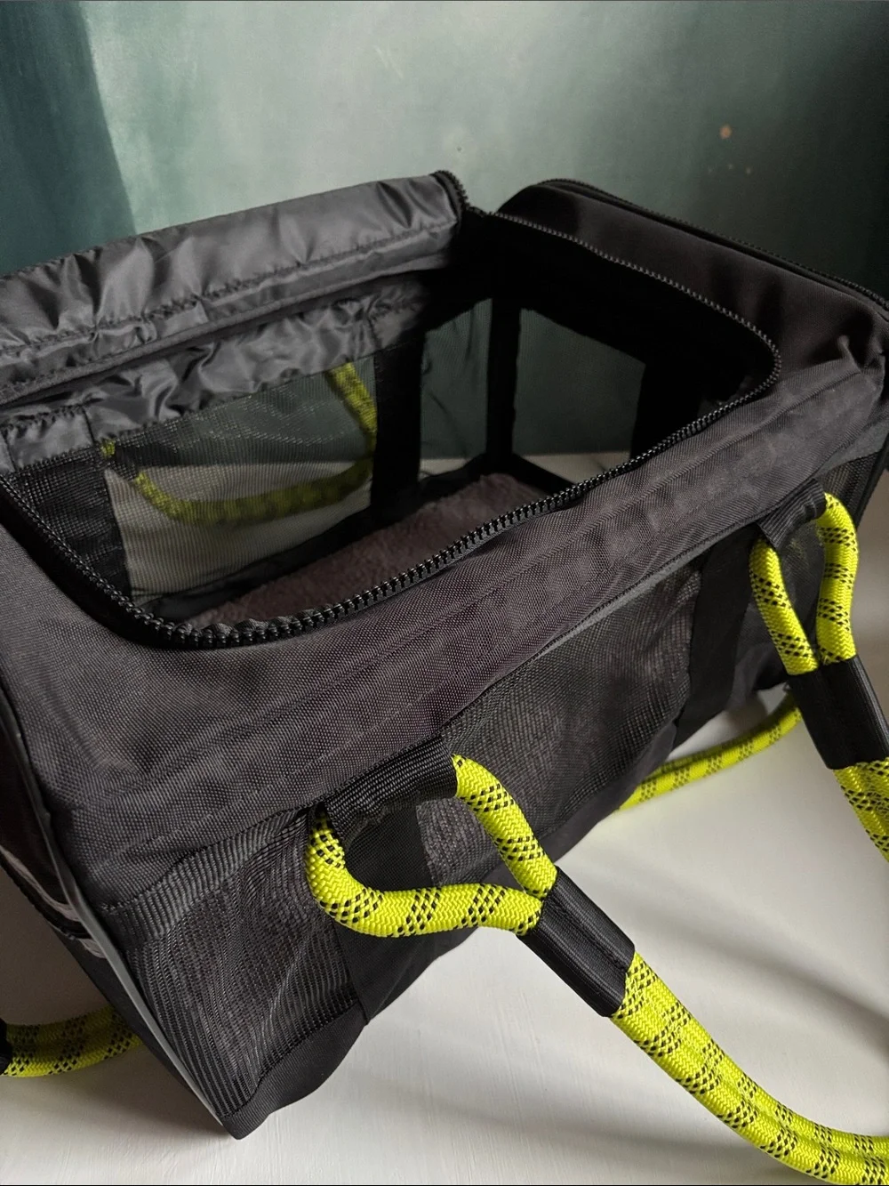 Roverlund Out Of Office Pet Carrier Large Airline Approved